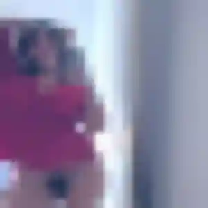 Gwenaëlle, 20 ans, connectée à Aulnoy-lez-Valenciennes pour une rencontre coquine