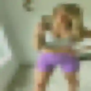 Photo de Suzanne à Auriol (24 ans) - rencontre plan cul anonyme