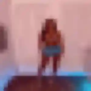 Diouma, 42 ans, en ligne à Aÿ-Champagne pour une rencontre coquine