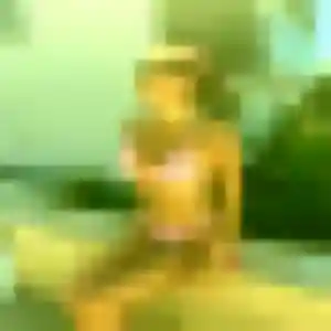 Ursule, 32 ans, connectée à Baillif pour une rencontre coquine