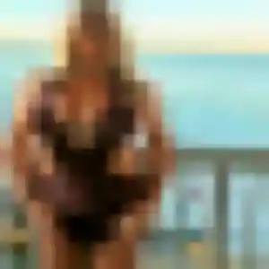 Rencontre Célestine, 36 ans à Balaruc-les-Bains en privé