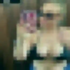 Delphine, 32 ans, connectée à Bayeux pour une rencontre coquine