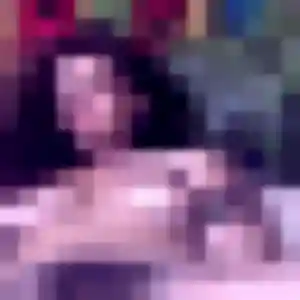 Kiné, 29 ans, connectée à Bourg-en-Bresse pour une rencontre coquine