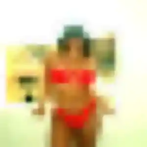 Sexy Aliyah, 24 ans à Brech - la contacter