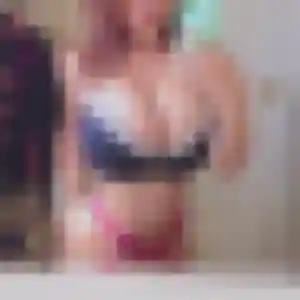 Photo exclusive de Mariam, 29 ans à Brindas - plan discret