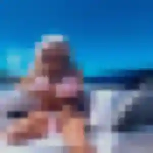 Noëlle, 43 ans, connectée à Cappelle-la-Grande pour un rencontre plan cul