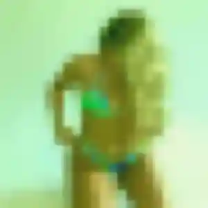 Seynabou, 34 ans, en ligne à Carhaix-Plouguer pour une rencontre coquine