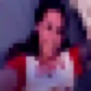 Carine, 21 ans, connectée à Carquefou pour un rencontre plan cul
