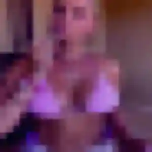 Photo de Xénia à Castelsarrasin (37 ans) - rencontre plan cul discret