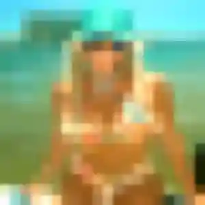 Photo exclusive de Kafui, 33 ans à Charbonnières-les-Bains - rencontre sans lendemain