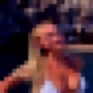 Tatu, 23 ans, en ligne à Chauray pour une rencontre coquine
