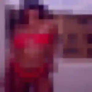 Wangari, femme de 19 ans veut rencontre plan cul à Décines-Charpieu
