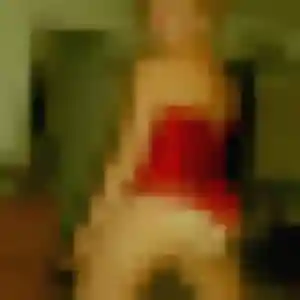 Photo de Grace à Digoin (29 ans) - rencontre plan cul anonyme