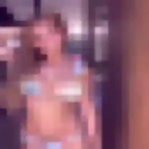 Odile, 40 ans, en ligne à Douvaine pour une rencontre coquine