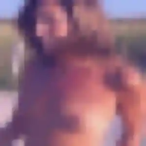 Rencontre Émeline, 25 ans à Douvres-la-Délivrande en t'inscrivant