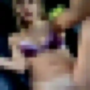 Esther, 32 ans, en ligne à Ducos pour une rencontre coquine