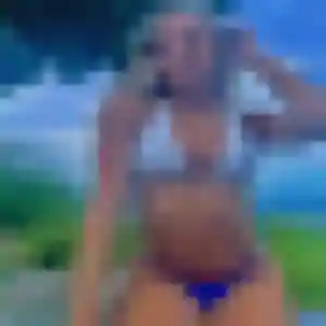 Pascaline, 19 ans, disponible à Eaunes pour une rencontre coquine
