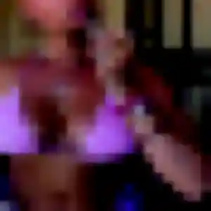 Charmante Adaora, 29 ans à Entraigues-sur-la-Sorgue - la contacter