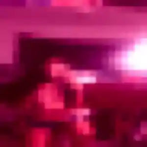 Jolie Louna, 19 ans à Floirac - la contacter