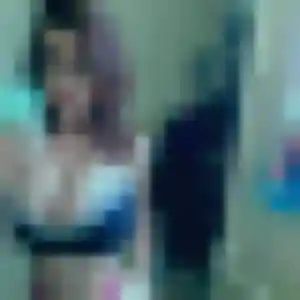 Banna, 27 ans, disponible à Grans pour un rencontre plan cul