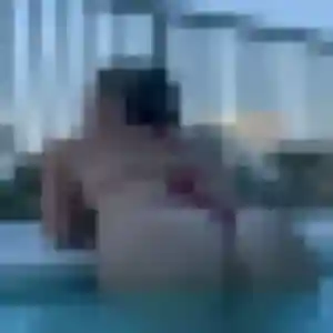 Gwenaëlle, fille de 33 ans propose rencontre plan cul à Hendaye