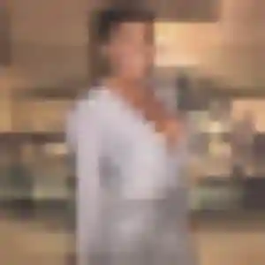 Photo exclusive de Upendo, 38 ans à Jarville-la-Malgrange - plan discret