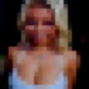 Nassira, 32 ans, connectée à Jœuf pour un rencontre plan cul