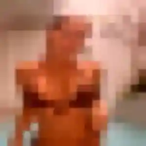 Dieynaba, 42 ans, disponible à L'Étang-Salé pour une rencontre coquine