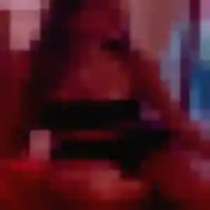 Sékou, femme de 28 ans propose rencontre plan cul à La Roquette-sur-Siagne