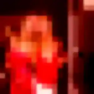 Rejoins Lola, 23 ans à Le Lavandou en privé