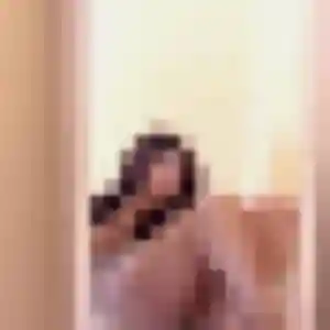 Photo de Georgette à Le Relecq-Kerhuon (23 ans) - rencontre plan cul anonyme