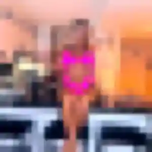 Profil de Henriette à Les Avirons (26 ans) - rencontre plan cul anonyme