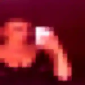Rejoins Delphine, 22 ans à Lons-le-Saunier en privé