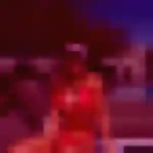 Contacte Naïma, 21 ans à Lons-le-Saunier gratuitement