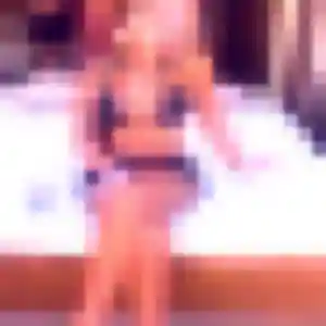 Ebele, 21 ans, dispo pour rencontre plan cul à Lure