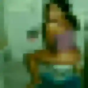 Photo sexy de Abibatou, 24 ans à Luynes - plan discret