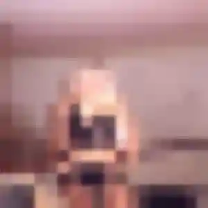 Tabitha, 25 ans, connectée à Marseillan pour une rencontre coquine