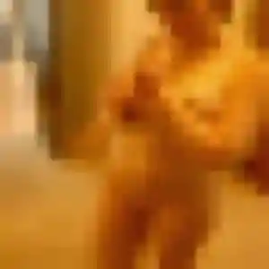 Maëva (27 ans) à Melun propose une rencontre ce soir