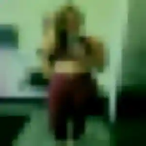 Adja, 20 ans, cherche un rencontre plan cul à Migennes