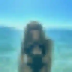 Wivine, 25 ans, connectée à Mondeville pour une rencontre coquine