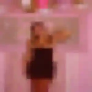 Héloïse, 36 ans, connectée à Mûrs-Erigné pour une rencontre coquine