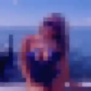 Charmante Aminata, 22 ans à Paray-Vieille-Poste - la contacter