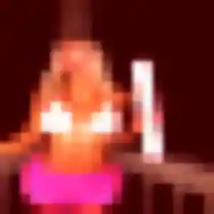 Xénia, 24 ans, en ligne à Quesnoy-sur-Deûle pour une rencontre coquine