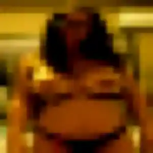 Malaika, 23 ans, disponible à Quimper pour une rencontre coquine