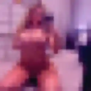 Rejoins Noëlla, 26 ans à Rambervillers en privé