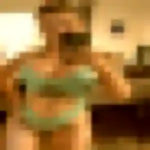 Farida, 40 ans, dispo pour rencontre plan cul à Rambouillet