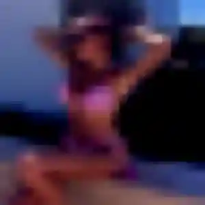 Photo privée de Kadiatou, 25 ans à Saint-Claude - plan discret