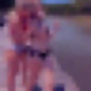 Photo de Maëva à Saint-Genis-Pouilly (33 ans) - rencontre plan cul anonyme