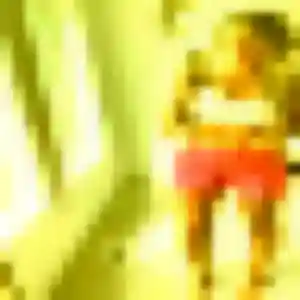 Nafi, 24 ans, en ligne à Saint-Martin-la-Pallu pour une rencontre coquine