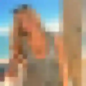 Maëlys, 23 ans, connectée à Thoiry pour un rencontre plan cul